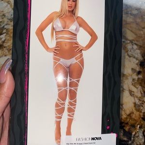 Brand Pink Lipstick. Ordered from Fashion Nova.